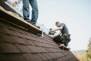 Local Roofers in Sherwood Forest, MA
